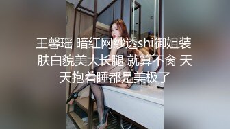 高校女厕偷拍 屌丝暗恋女同学躲进女厕偷拍她尿尿高清无水印原版