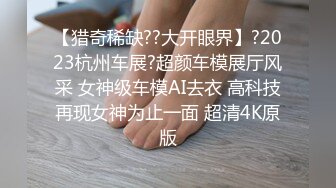 粗辫子的少妇，看着AV片给男友口交，无套啪啪