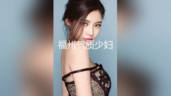 【新片速遞】长得清纯可爱的新人妹子，胸型很美沙发边完美漏三点，奶奶很粉特写逼逼