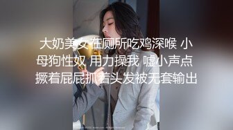 掰开一个少妇B，特色是水多，多到像泡沫般源源不绝涌出那种