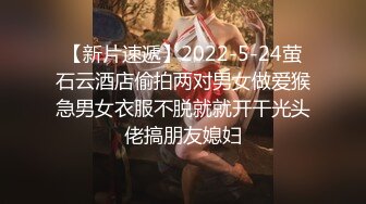 年轻男女的性爱日常，全程露脸颜值不错，温柔可爱有纹身伺候小哥的大鸡巴，各种舔弄各种抽插，呻吟可射好骚