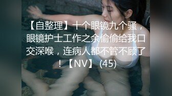 欧美性爱宝典：帅气小受被肌肉大叔疯狂抽插